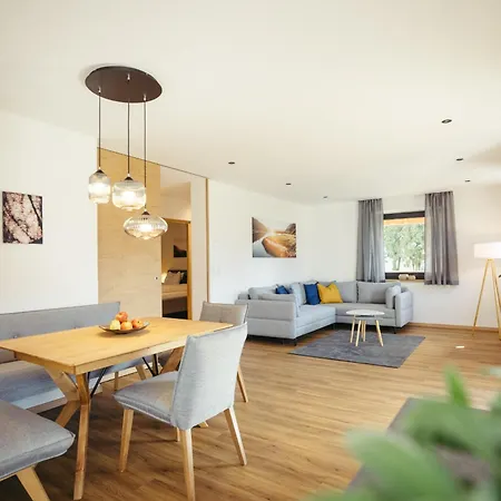 Apartment Suite Mais *